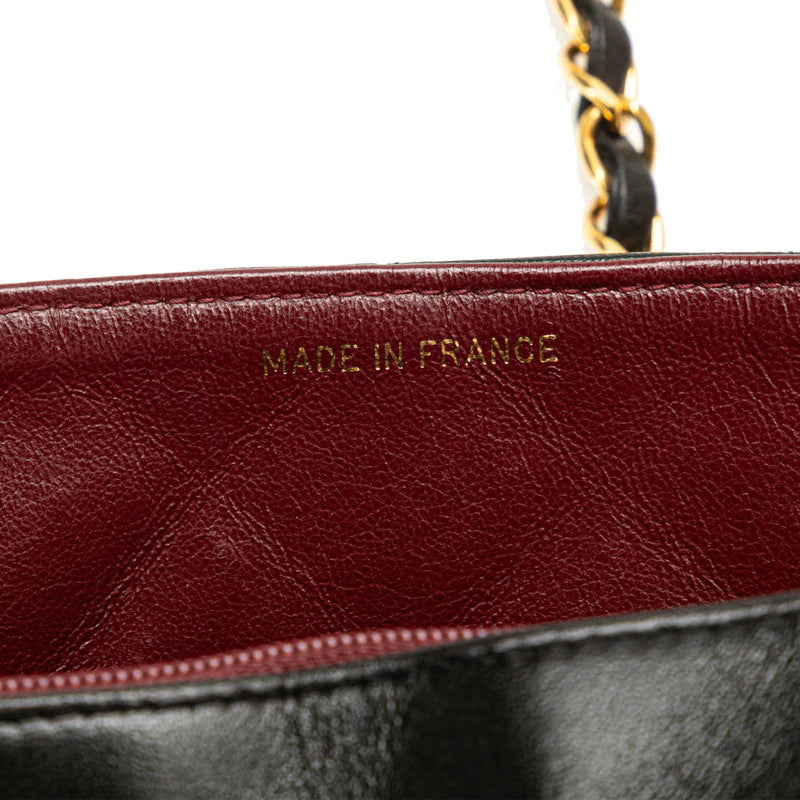 シャネル マトラッセ ダイアナ22 斜め掛け チェーン ショルダーバッグ A01164 ブラック ラムスキン レディース CHANEL 【中古】