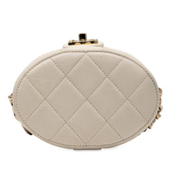 シャネル ココマーク マトラッセ チェーン ショルダーバッグ バニティバッグ ホワイト ラムスキン レディース CHANEL 【中古】