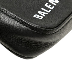 バレンシアガ トライアングル 三角 クラッチバッグ セカンドバッグ ポーチ 476976 ブラック レザー レディース BALENCIAGA 【中古】