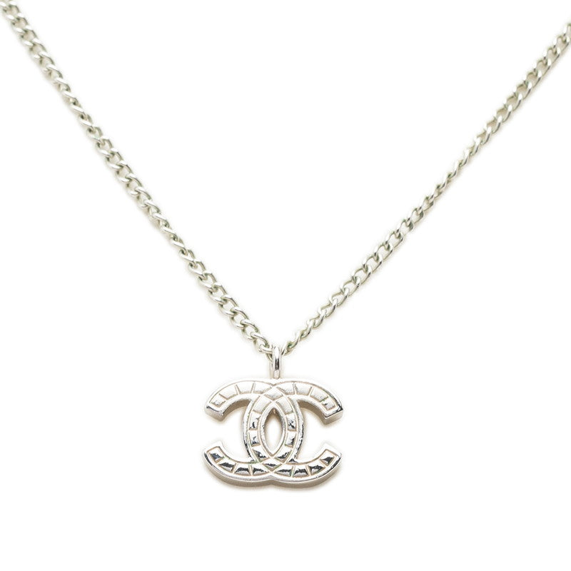 シャネル ココマーク チェーン ペンダント ネックレス 05V刻印 シルバー メタル レディース CHANEL 中古