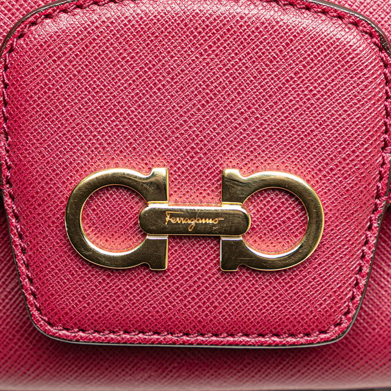 サルヴァトーレフェラガモ ガンチーニ チェーン ショルダーバッグ ピンク レッド レザー レディース Salvatore Ferragamo 【中古】