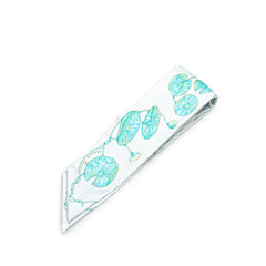 エルメス ツイリー 蓮の花 スカーフ ライトブルー ホワイト マルチカラー シルク レディース HERMES 【中古】