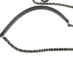 シャネル 2.55 斜め掛け チェーン ショルダーバッグ ブラック ネイビー ゴートスキン レディース CHANEL 【中古】