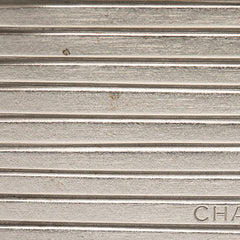 シャネル ロゴ ブローチ シルバー メタル レディース CHANEL 【中古】