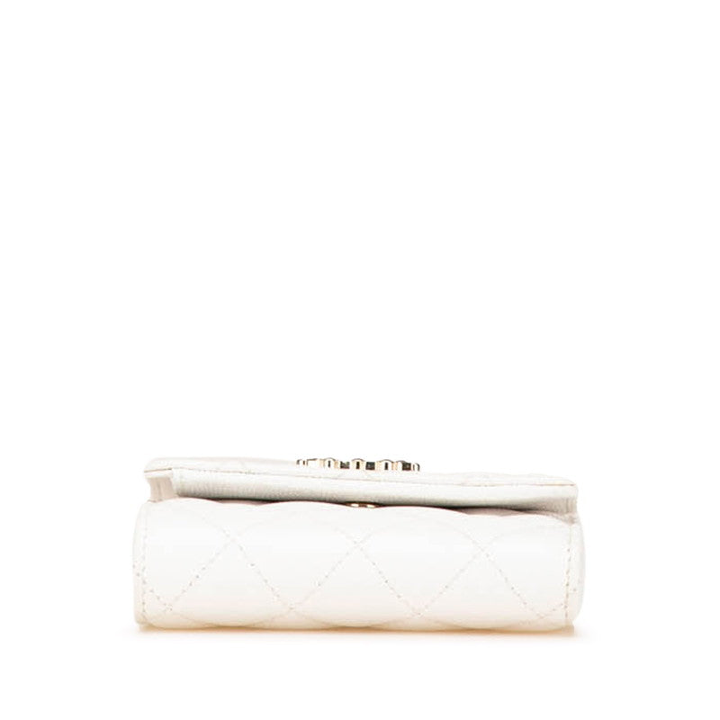 シャネル マトラッセ ココマーク ビジュー 三つ折り財布 AP3604 ホワイト キャビアスキン レディース CHANEL 【中古】
