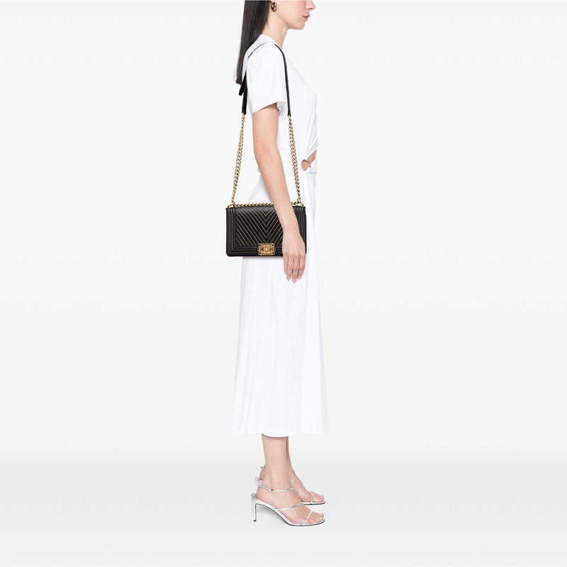 シャネル ボーイシャネル シェブロン Vステッチ チェーン ショルダーバッグ ブラック レザー レディース CHANEL 【中古】