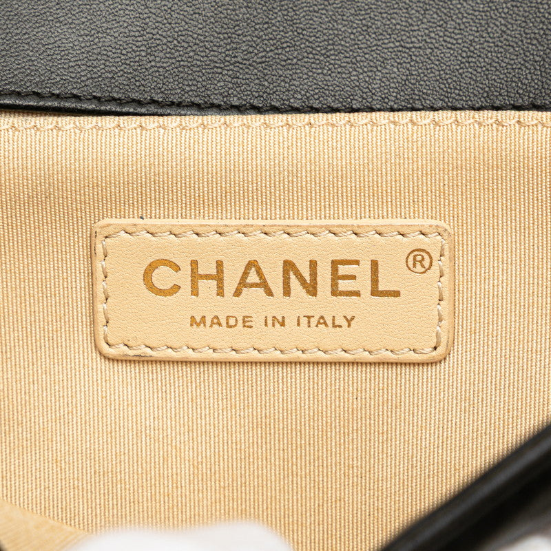 シャネル ボーイシャネル シェブロン Vステッチ チェーン ショルダーバッグ ブラック レザー レディース CHANEL 【中古】