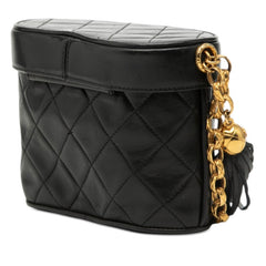 シャネル マトラッセ ココマーク フリンジ チェーン ショルダーバッグ ブラック ラムスキン レディース CHANEL 【中古】