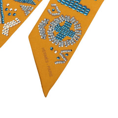 エルメス ツイリー KELLY EN PERLES ケリーアンペルル スカーフ ブラウン系 黄土色 シルク レディース HERMES 中古