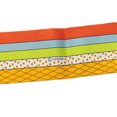 エルメス ツイリー GRAND THEATRE NOUVE グラン テアトル ヌーヴォー スカーフ イエロー ピンク マルチカラー シルク レディース HERMES 【中古】