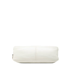 フェンディ マンマ バゲット FFロゴ フラップ ワンショルダーバッグ ホワイト レザー レディース FENDI 【中古】