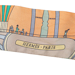エルメス ツイリー LES FOLIES DU CIEL 大空の狂気 スカーフ オレンジ ベージュ マルチカラー シルク レディース HERMES 【中古】