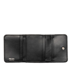 プラダ 三つ折り財布 ミニウォレット ブラック ヴィッテロダイノレザー レディース PRADA 【中古】