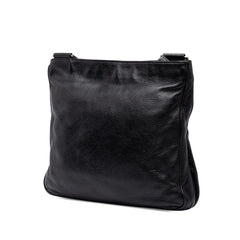 プラダ 三角ロゴプレート 斜め掛け ショルダーバッグ クロスボディ 2VH019 ブラック レザー レディース PRADA 中古