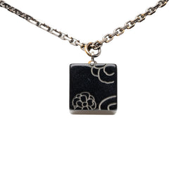 シャネル ココマーク カメリア キューブ ネックレス ブラック プラスチック メタル レディース CHANEL 中古