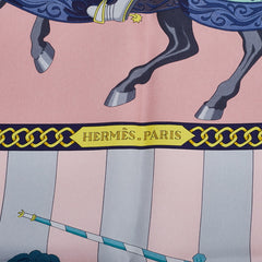 エルメス カレ90 CHOCS EN PLUMES 羽飾りの激突 スカーフ ピンク マルチカラー シルク レディース HERMES 【中古】