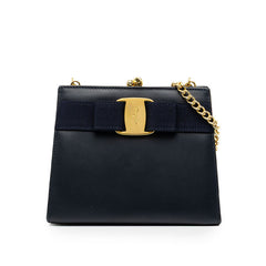 サルヴァトーレフェラガモ ヴァラ 斜め掛け チェーン ショルダーバッグ 223054 ネイビー レザー レディース Salvatore Ferragamo 中古