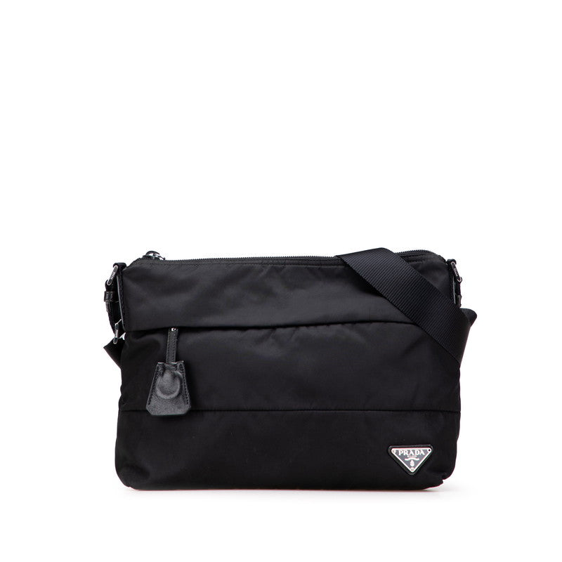 プラダ 三角ロゴプレート 斜め掛け ショルダーバッグ ブラック ナイロン レザー レディース PRADA 【中古】