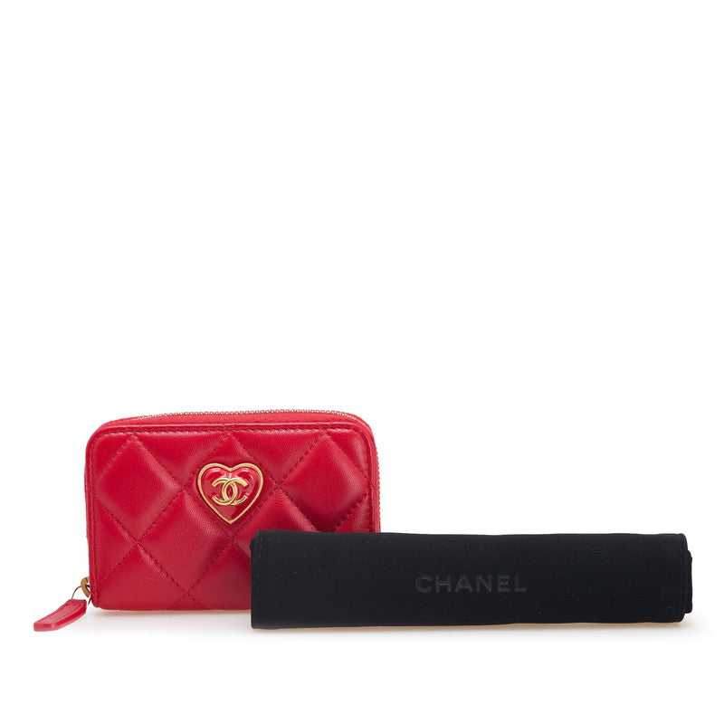 シャネル マトラッセ ココマーク ハート ラウンドファスナー コインケース レッド ラムスキン レディース CHANEL 【中古】