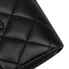 シャネル ココマーク マトラッセ カードケース パスケース ブラック ラムスキン レディース CHANEL 【中古】