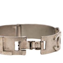 シャネル ロゴ ココマーク バングル シルバー メタル レディース CHANEL 【中古】