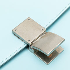 セリーヌ クラシックボックス ミディアム 斜め掛け ショルダーバッグ ライトブルー レザー レディース CELINE 【中古】