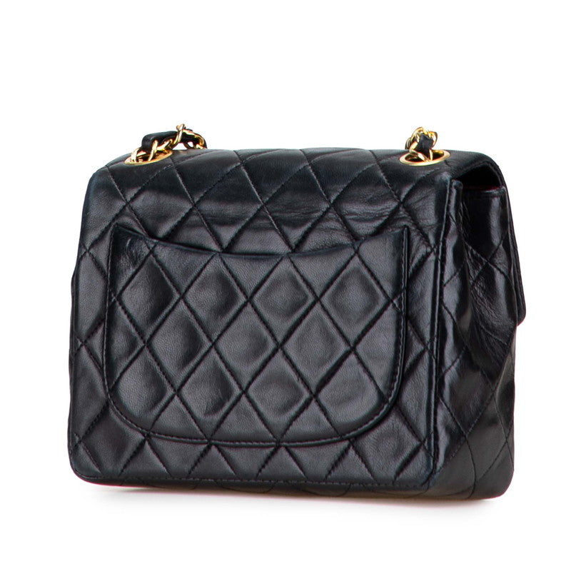 シャネル ミニマトラッセ ココマーク チェーン ショルダーバッグ ブラック ラムスキン レディース CHANEL 【中古】