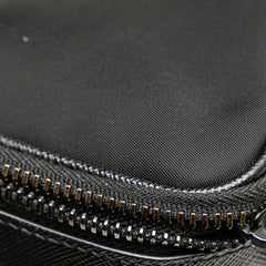 プラダ 三角ロゴプレート ショルダーバッグ ブラック ナイロン サフィアーノレザー レディース PRADA 【中古】