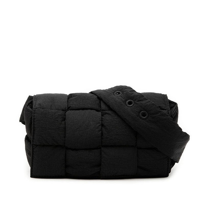 ボッテガヴェネタ マキシイントレチャート パデッドカセット ショルダーバッグ ブラック ナイロン レディース BOTTEGAVENETA 【中古】