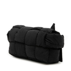 ボッテガヴェネタ マキシイントレチャート パデッドカセット ショルダーバッグ ブラック ナイロン レディース BOTTEGAVENETA 【中古】