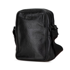 ルイ ヴィトン モノグラム シャドウ ダヌーブPM ショルダーバッグ M43681 ブラック レザー レディース LOUIS VUITTON 【中古】
