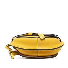 ロエベ ゲート ミニ 斜め掛け ショルダーバッグ イエロー レザー レディース LOEWE 【中古】