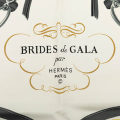 エルメス カレ90 BRIDES de GALA 式典用馬勒 スカーフ ライトブルー ホワイト シルク レディース HERMES 【中古】