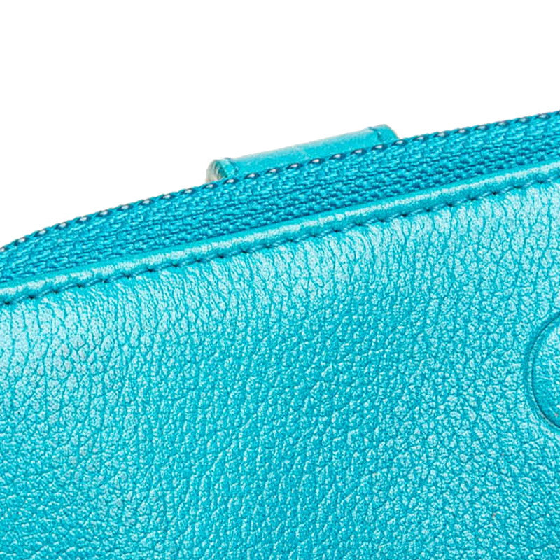 シャネル カメリア ココマーク 二つ折り財布 ライトブルー ラムスキン レディース CHANEL 【中古】