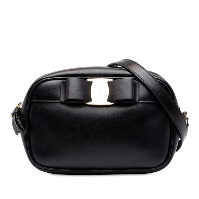 サルヴァトーレフェラガモ ヴァラ 斜め掛け ショルダーバッグ AU-21 H498 ブラック レザー レディース Salvatore Ferragamo 中古