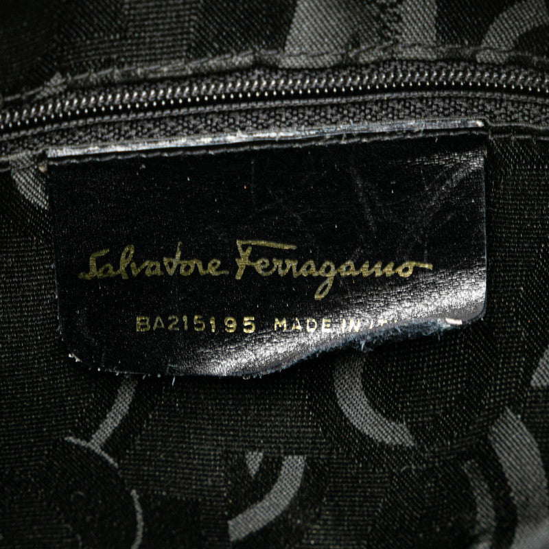 サルヴァトーレフェラガモ ガンチーニ 斜め掛け ショルダーバッグ BA21 5195 ブラック レザー レディース Salvatore Ferragamo 【中古】