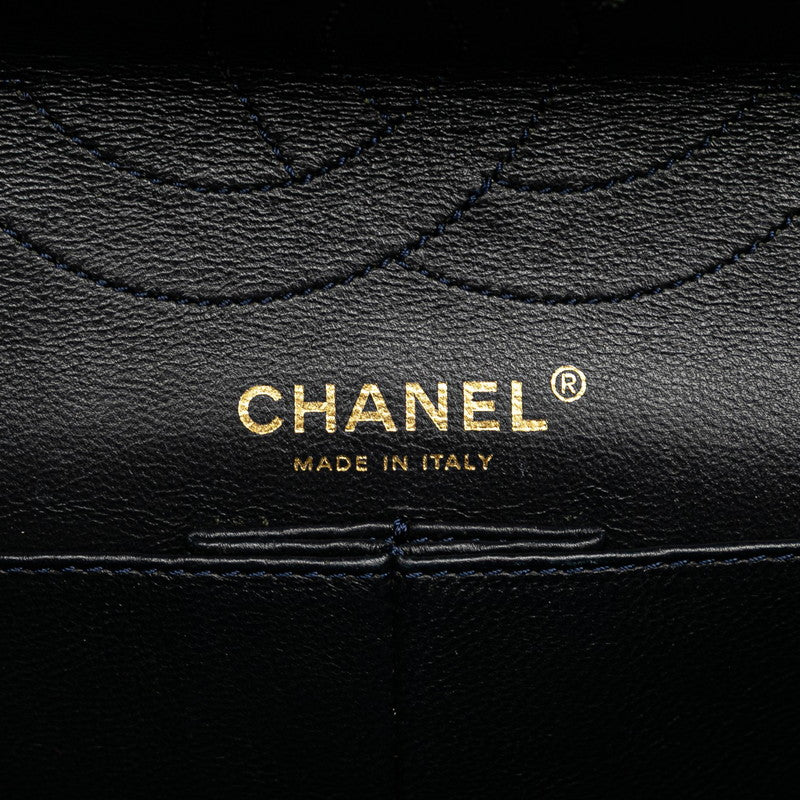 シャネル 2.55 マトラッセ28 ダブルフラップ チェーンショルダーバッグ ライトブルー デニム レディース CHANEL 【中古】