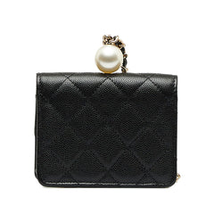 シャネル マトラッセ ココマーク チェーン コインパース カードケース ブラック キャビアスキン フェイクパール レディース CHANEL 【中古】