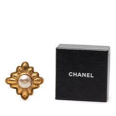 シャネル ココマーク ひし形 モチーフ ブローチ ゴールド メッキ フェイクパール レディース CHANEL 【中古】