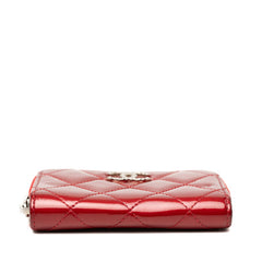 シャネル ココマーク マトラッセ ラウンドファスナー コインケース 小銭入れ レッド パテントレザー レディース CHANEL 【中古】