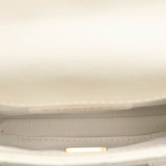 シャネル マトラッセ ミニフラップバッグ ショルダーバッグ ホワイト ラムスキン レディース CHANEL 【中古】