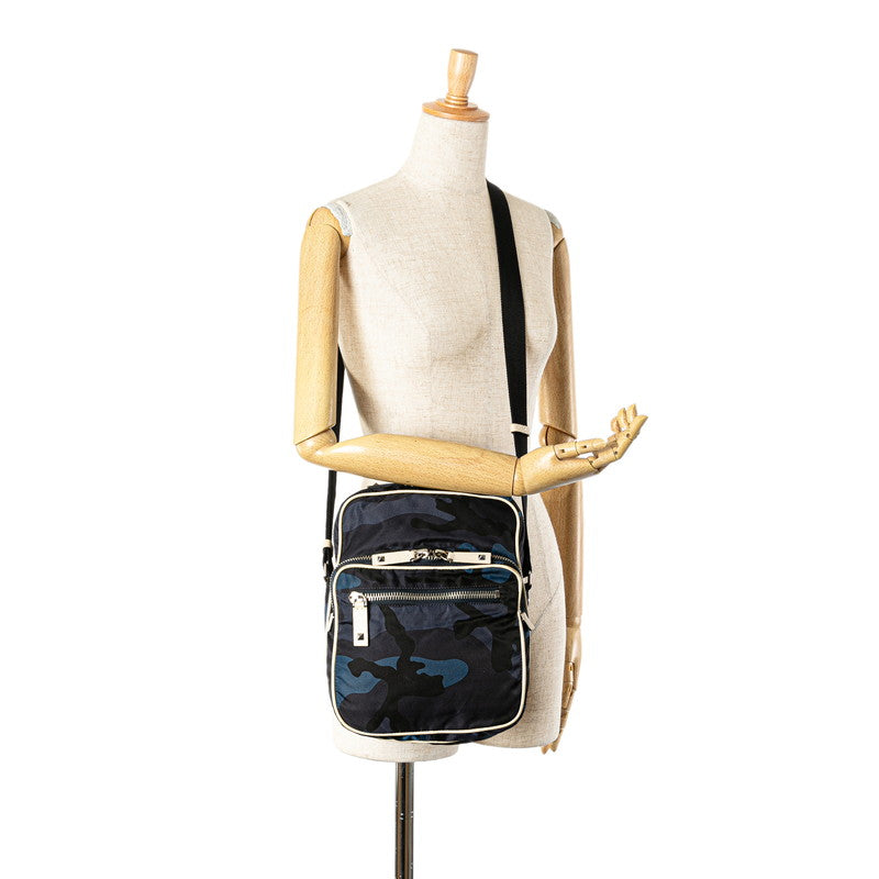 ヴァレンチノ カモフラ 迷彩 スタッズ 斜め掛け ショルダーバッグ ネイビー ブラック ナイロン メンズ Valentino 【中古】
