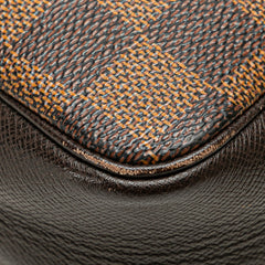 ルイ ヴィトン ダミエ トゥルース メイクアップ ポーチ ミニハンドバッグ N51982 ブラウン PVC レザー レディース LOUIS VUITTON 【中古】