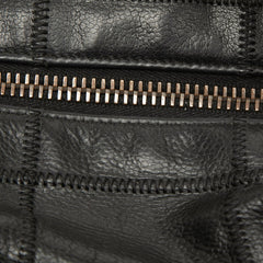 シャネル チョコバー ハンドバッグ ワンショルダーバッグ ロゴ ブラック キャビアスキン レディース CHANEL 【中古】