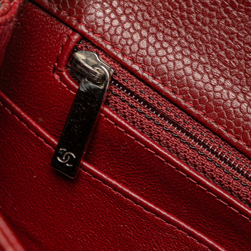シャネル マトラッセ ココマーク 斜め掛け チェーン ショルダーバッグ レッド ボルドー キャビアスキン レディース CHANEL 【中古】