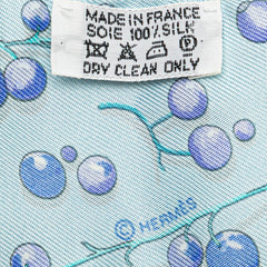 エルメス ツイリー ブルーベリー プリント スカーフ ブルー シルク レディース HERMES 【中古】