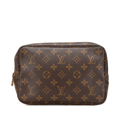 ルイ ヴィトン モノグラム トゥルース トワレット23 セカンドバッグ クラッチバッグ M47524 ブラウン PVC レディース LOUIS VUITTON 【中古】