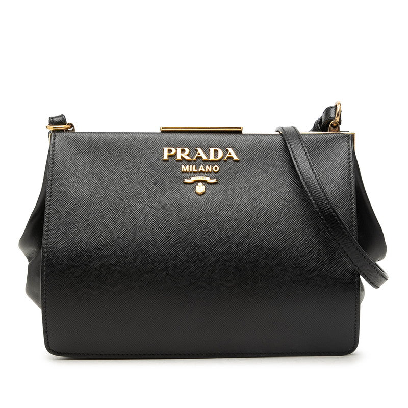 プラダ 斜め掛け ショルダーバッグ ブラック サフィアーノレザー レディース PRADA 【中古】