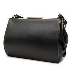プラダ 斜め掛け ショルダーバッグ ブラック サフィアーノレザー レディース PRADA 【中古】