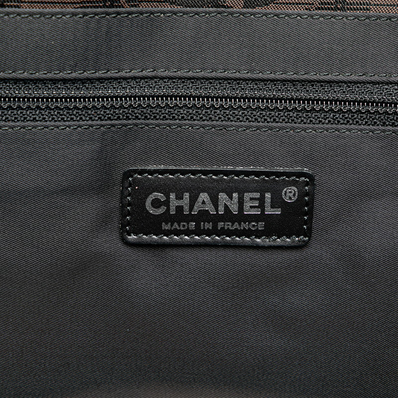 シャネル ニュートラベルトートMM ハンドバッグ トートバッグ ブラウン ブラック ナイロン レザー レディース CHANEL 【中古】